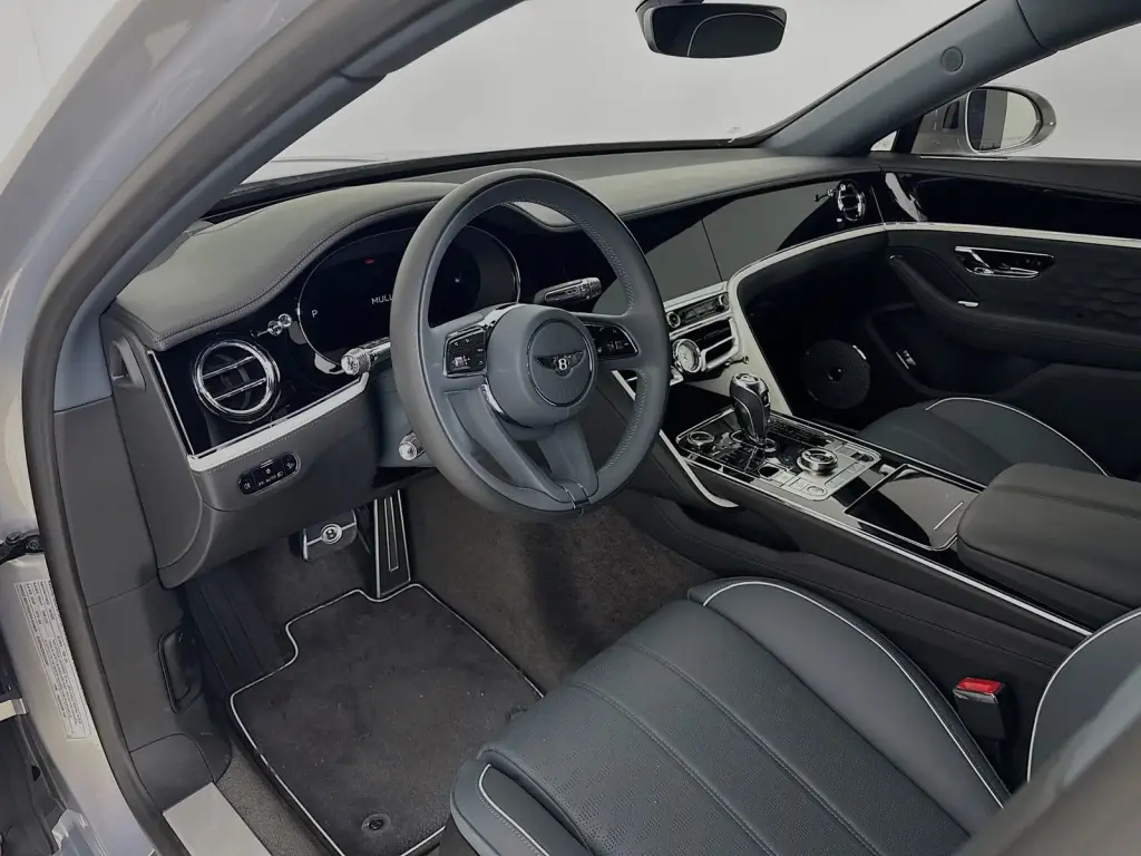 Image for 2025 Flying Spur Mulliner V8 Hybrid at position 4