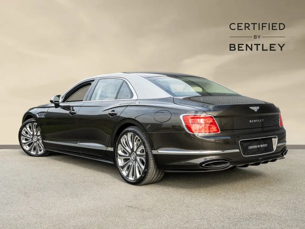Image for 2026 Flying Spur Mulliner V8 Hybrid at position 3