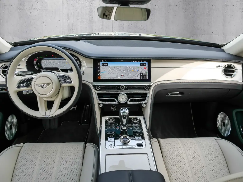 Image for 2026 Flying Spur Mulliner V8 Hybrid at position 4