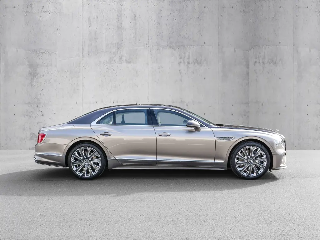 Image for 2026 Flying Spur Mulliner V8 Hybrid at position 5