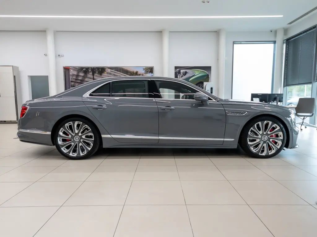 Image for 2026 Flying Spur Mulliner V8 Hybrid at position 5