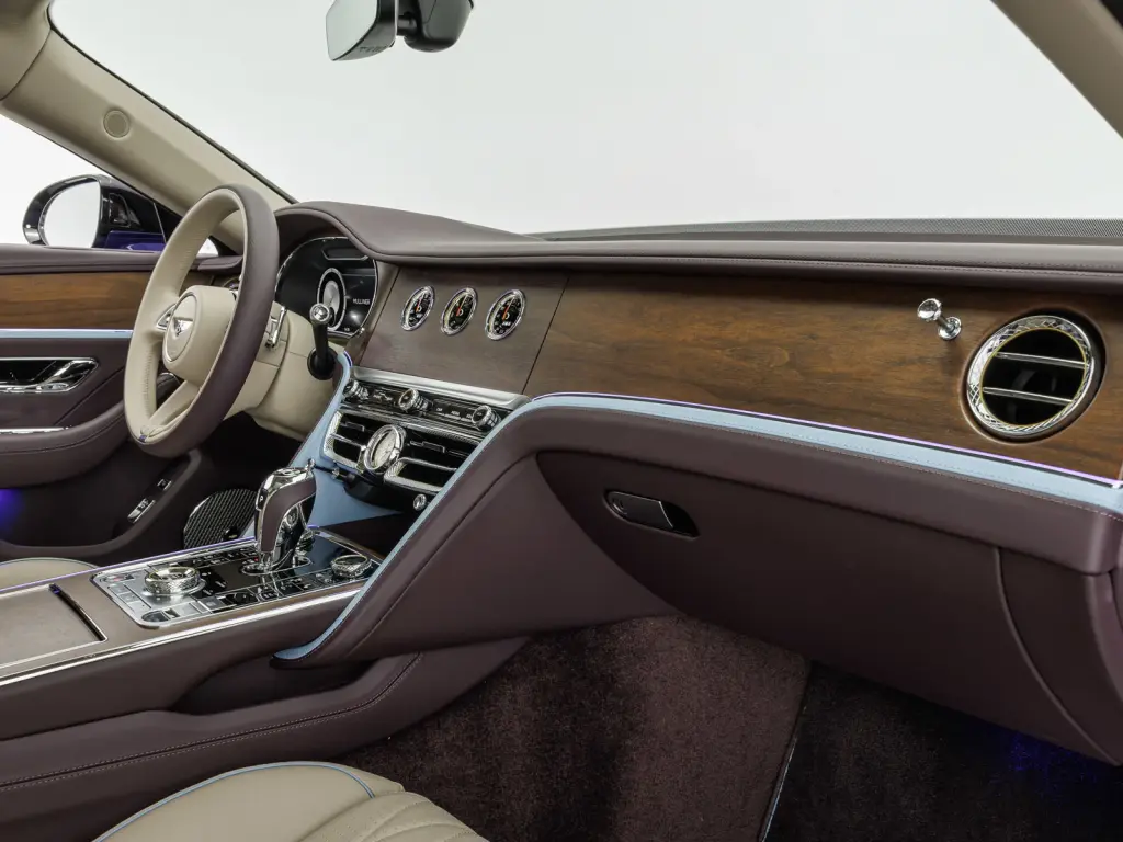 Image for 2023 Flying Spur Mulliner W12 at position 2