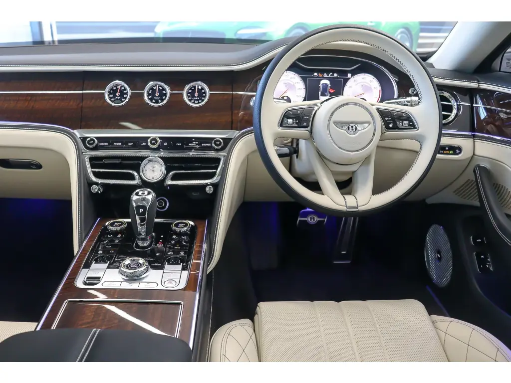 Image for 2024 Flying Spur Mulliner W12 at position 4