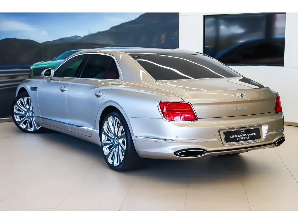 Image for 2024 Flying Spur Mulliner W12 at position 3