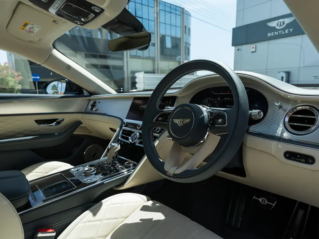 Image for 2024 Flying Spur S V6 Hybrid at position 2