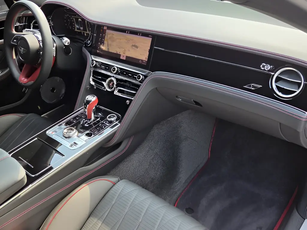 Image for 2023 Flying Spur S V8 at position 2