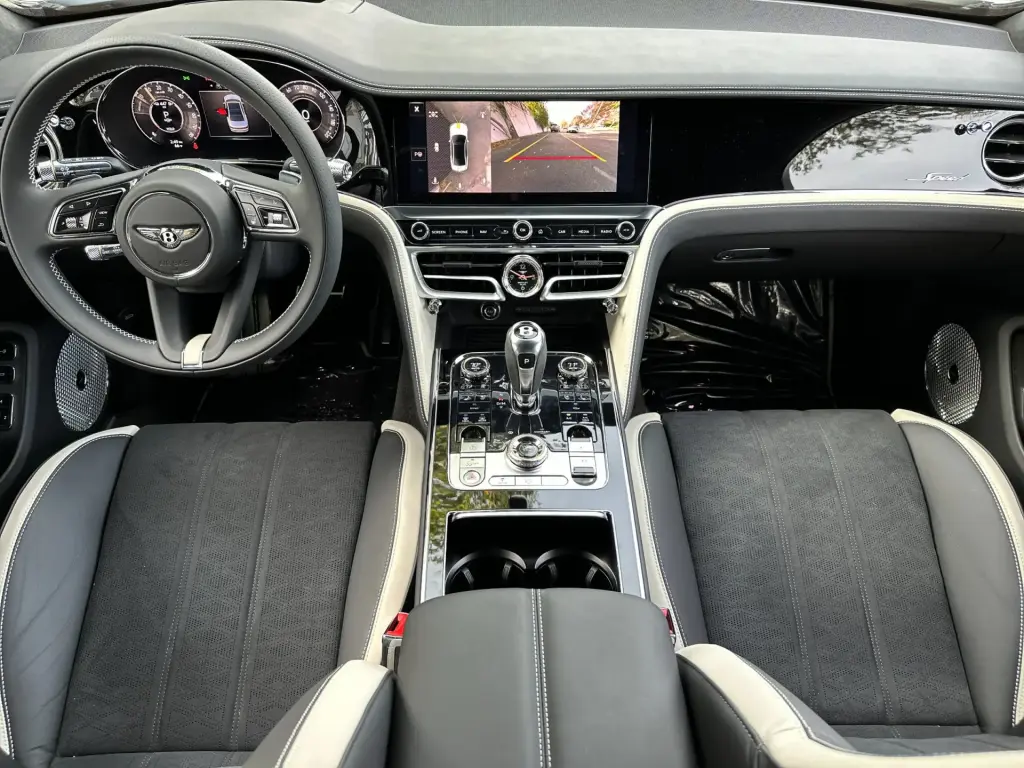 Image for 2025 Flying Spur Speed First Edition V8 Hybrid at position 4