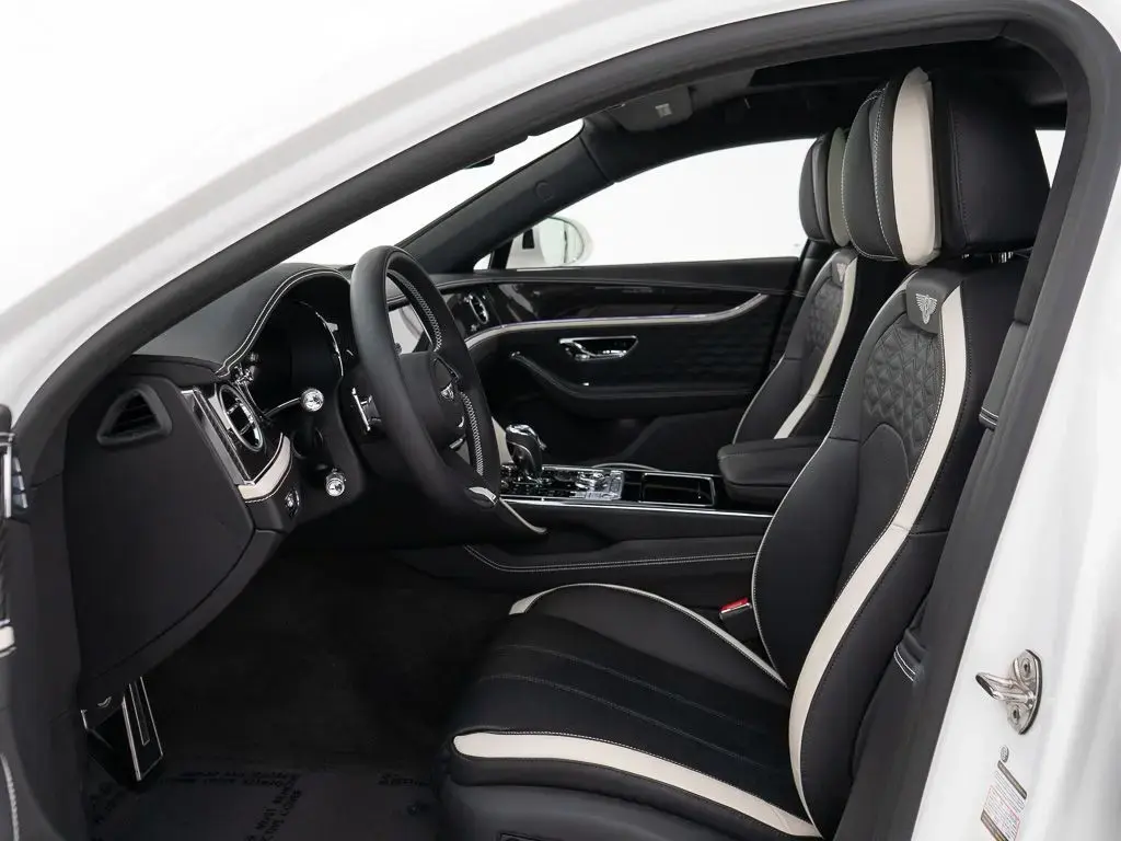 Image for 2025 Flying Spur Speed First Edition V8 Hybrid at position 2