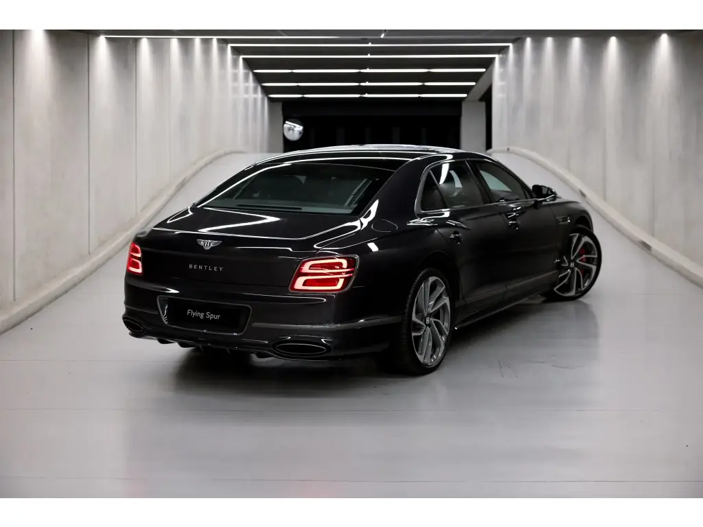 Image for 2025 Flying Spur Speed V8 Hybrid at position 3