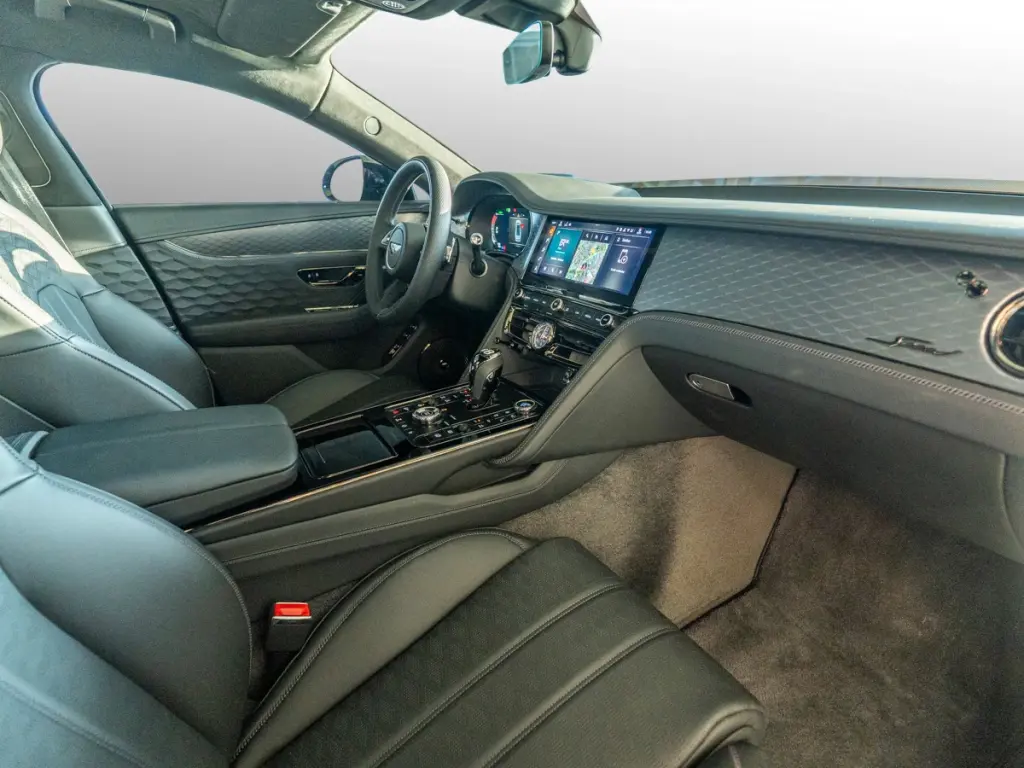 Image for 2025 Flying Spur Speed V8 Hybrid at position 2