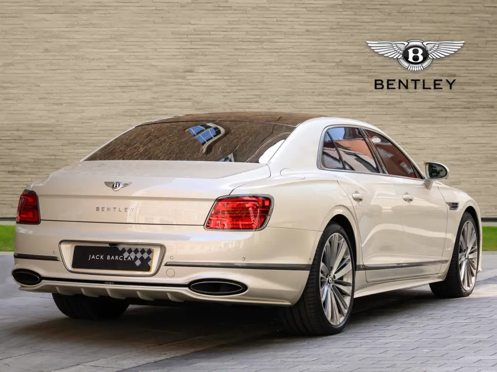 Image for 2025 Flying Spur Speed V8 Hybrid at position 3