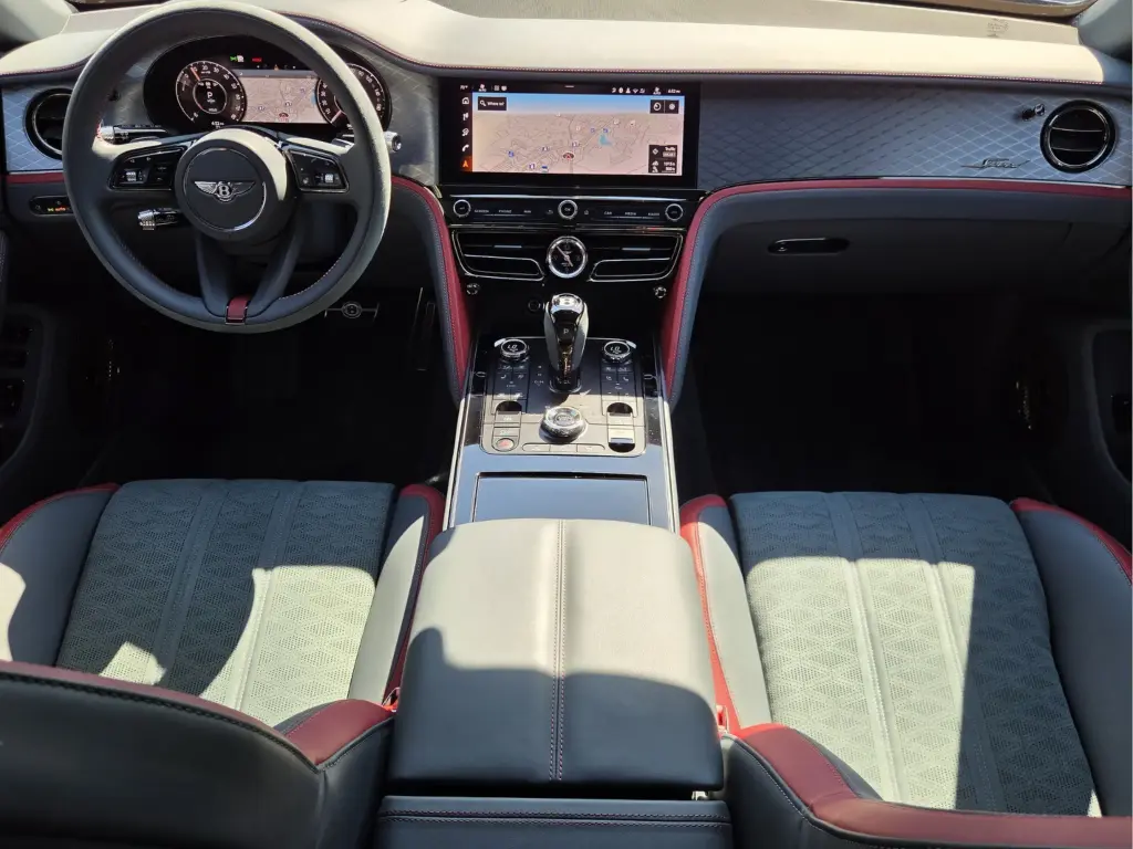 Image for 2025 Flying Spur Speed V8 Hybrid at position 4