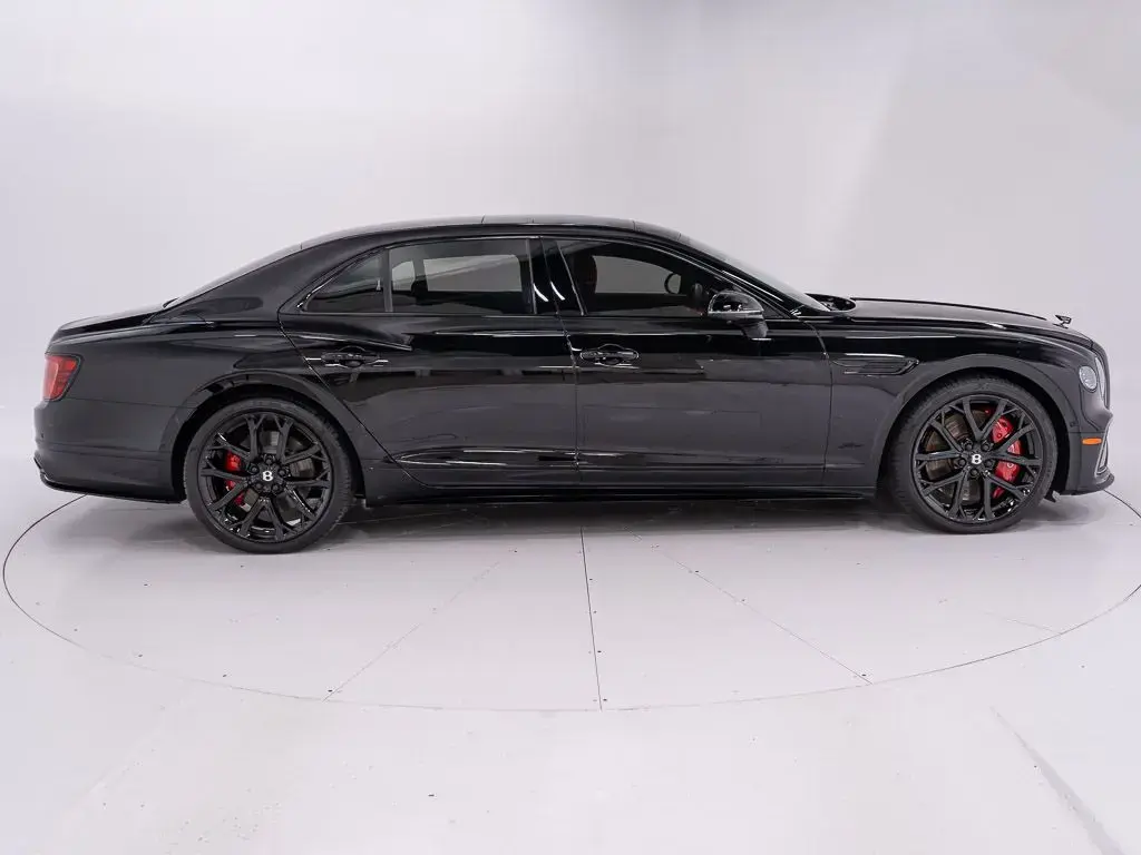 Image for 2025 Flying Spur Speed V8 Hybrid at position 5