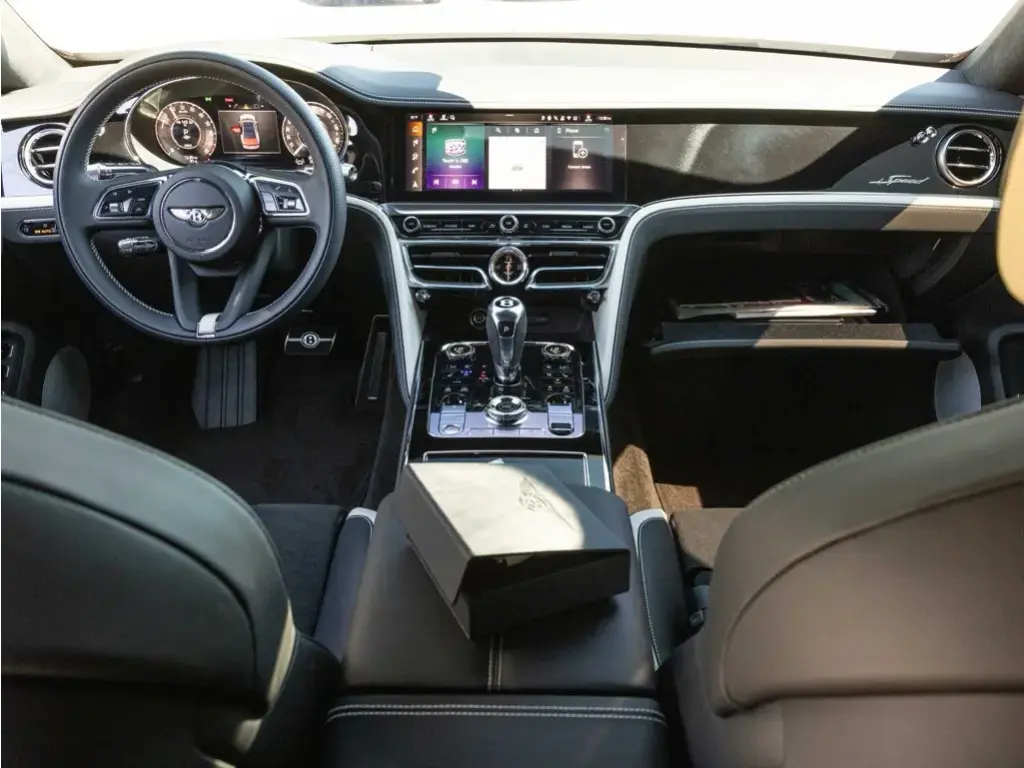 Image for 2025 Flying Spur Speed V8 Hybrid at position 2