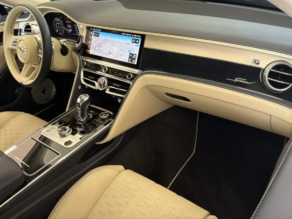 Image for 2025 Flying Spur Speed V8 Hybrid at position 2