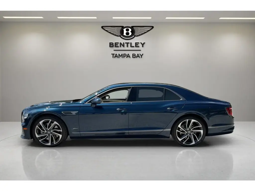 Image for 2025 Flying Spur Speed V8 Hybrid at position 5