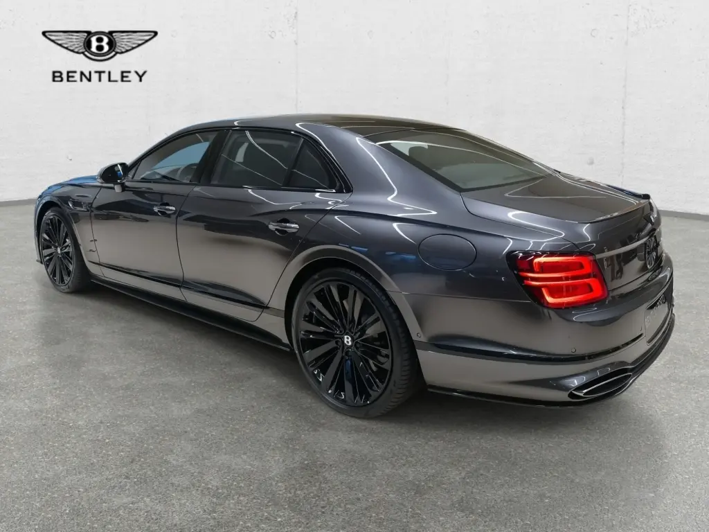 Image for 2026 Flying Spur Speed V8 Hybrid at position 3
