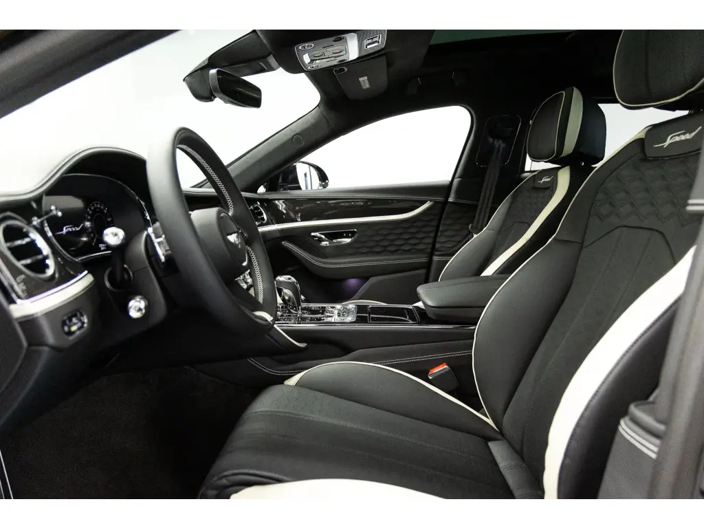 Image for 2026 Flying Spur Speed V8 Hybrid at position 2