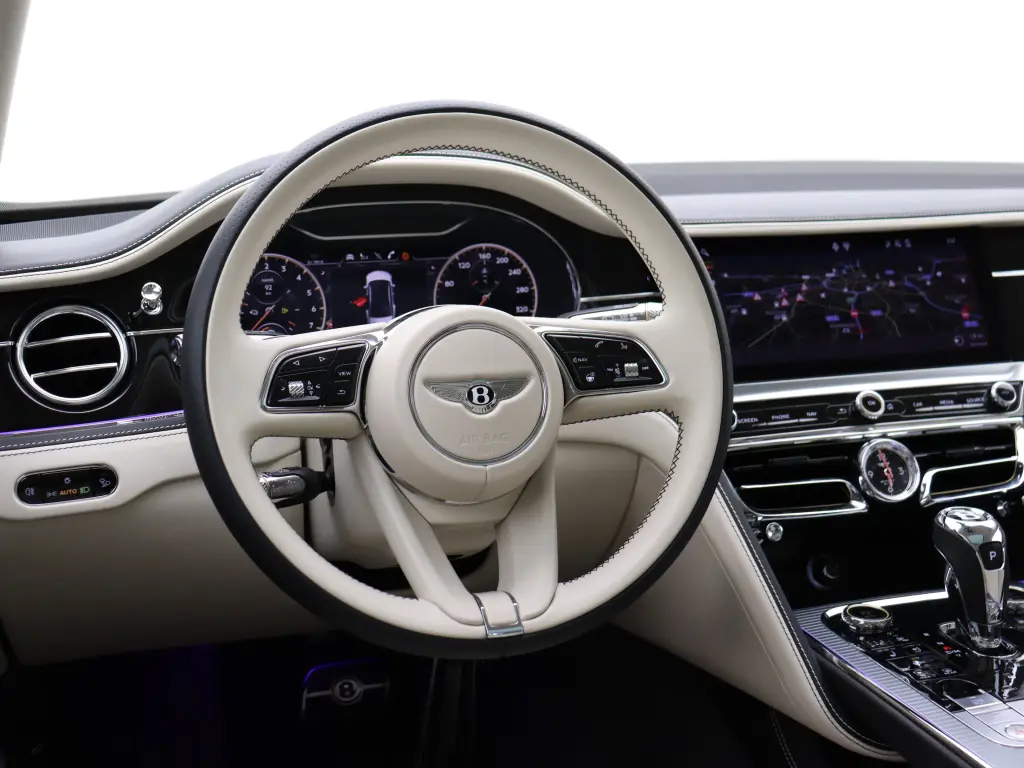 2022 Flying Spur V6 Hybrid vehicle image