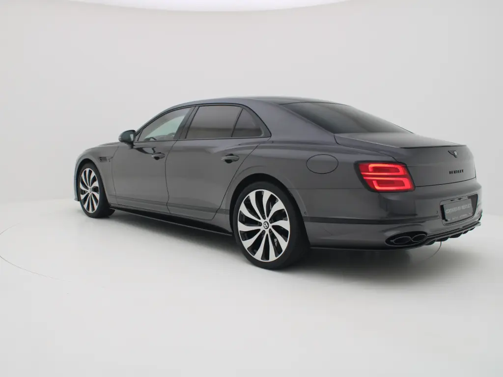 2022 Flying Spur V6 Hybrid vehicle image