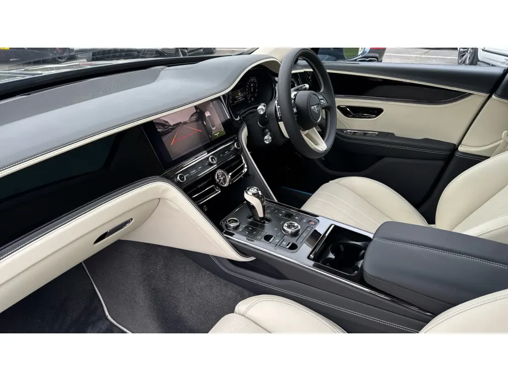Image for 2026 Flying Spur V8 Hybrid at position 2