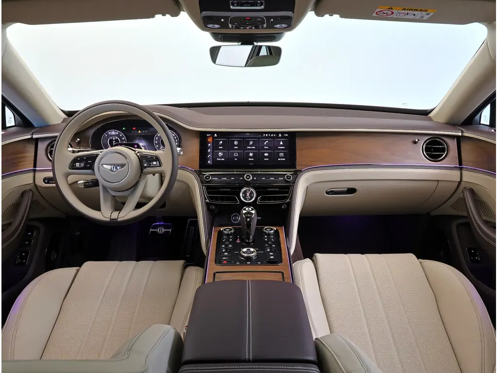 Image for 2026 Flying Spur V8 Hybrid at position 4
