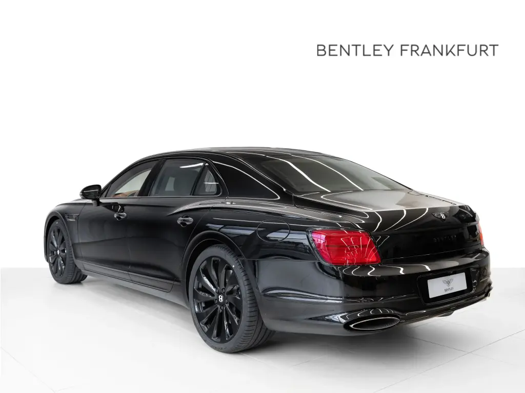 Image for 2026 Flying Spur V8 Hybrid at position 3