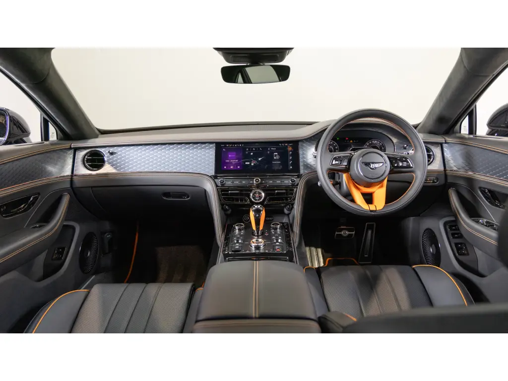 Image for 2026 Flying Spur V8 Hybrid at position 4