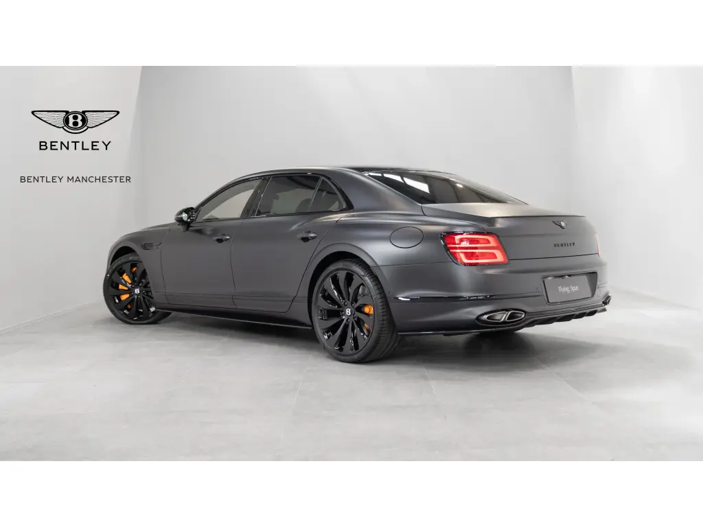 Image for 2026 Flying Spur V8 Hybrid at position 3