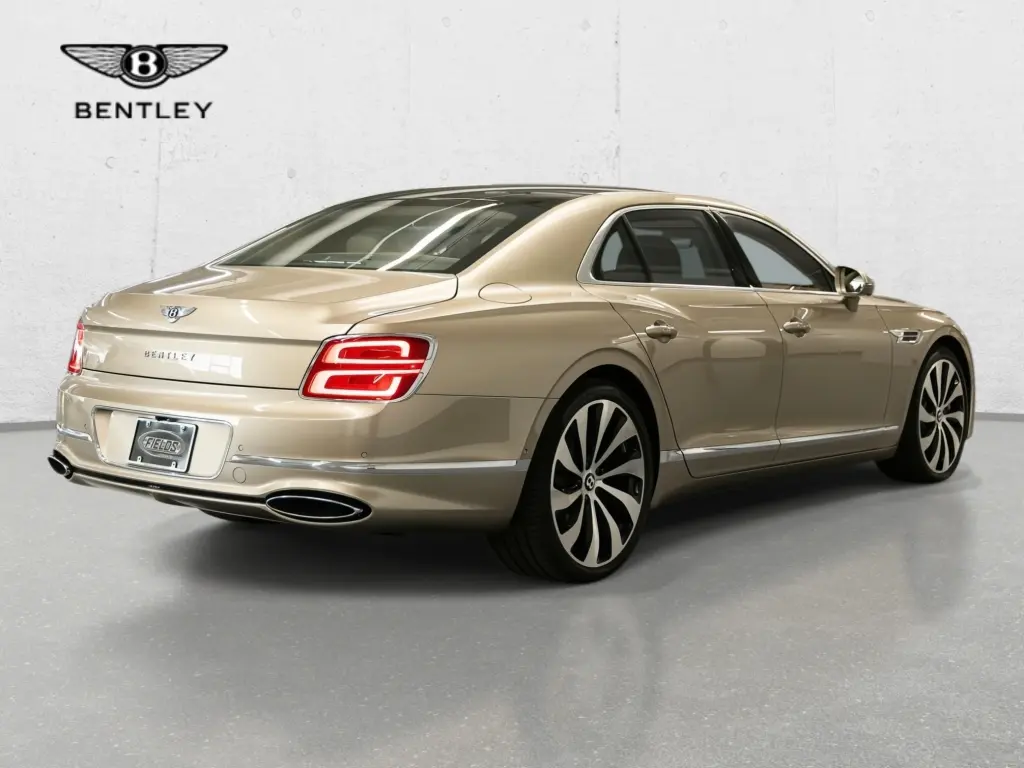 Image for 2026 Flying Spur V8 Hybrid at position 3