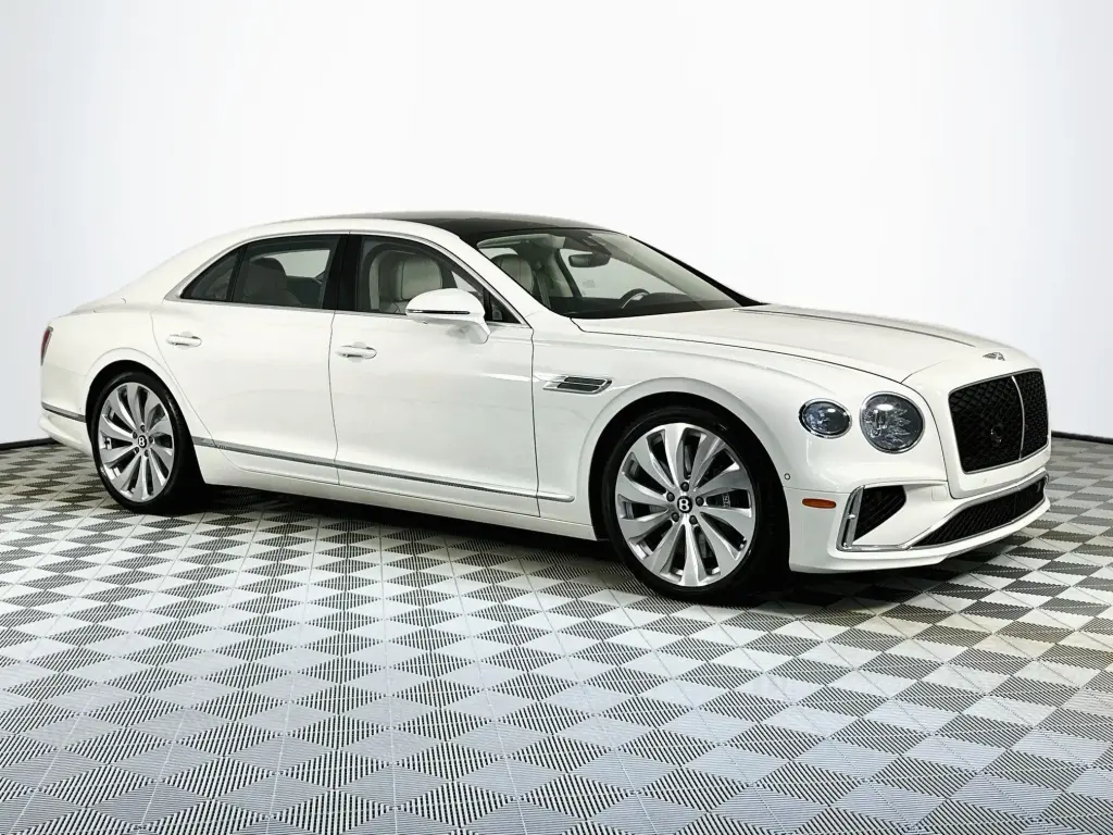 2026 Bentley Flying Spur V8 Hybrid