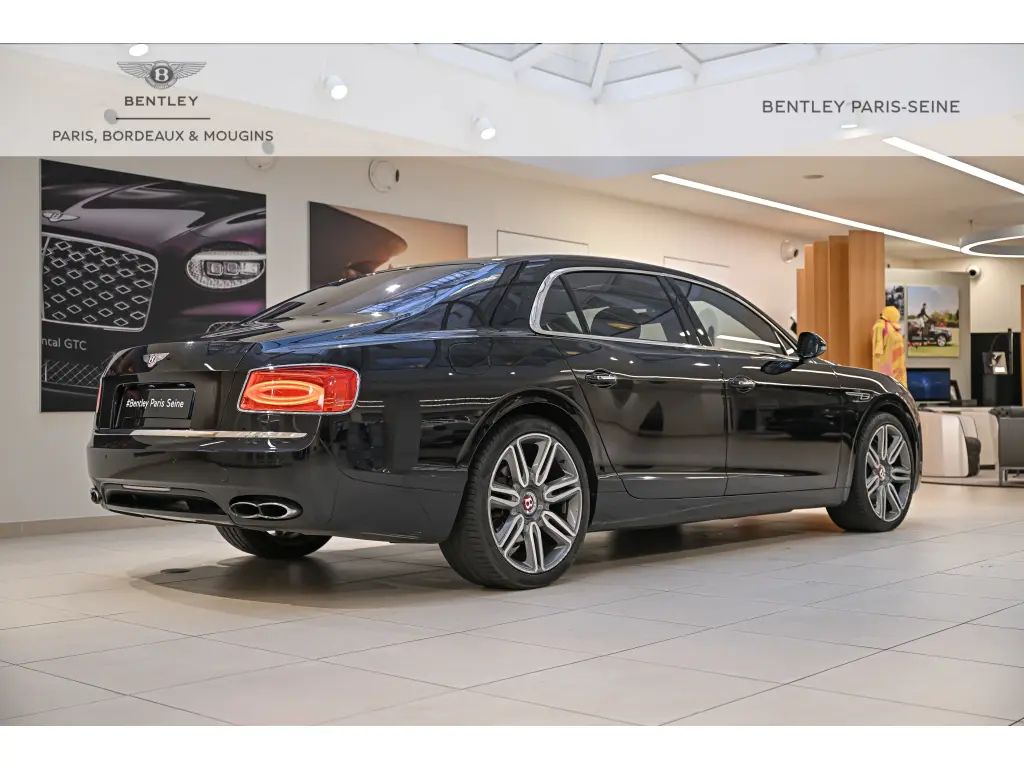 Image for 2016 Flying Spur V8 at position 3