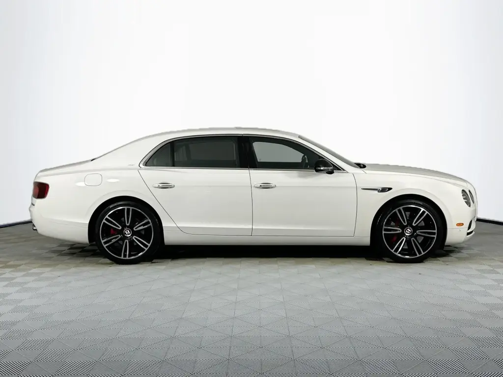 Image for 2017 Flying Spur V8 at position 5