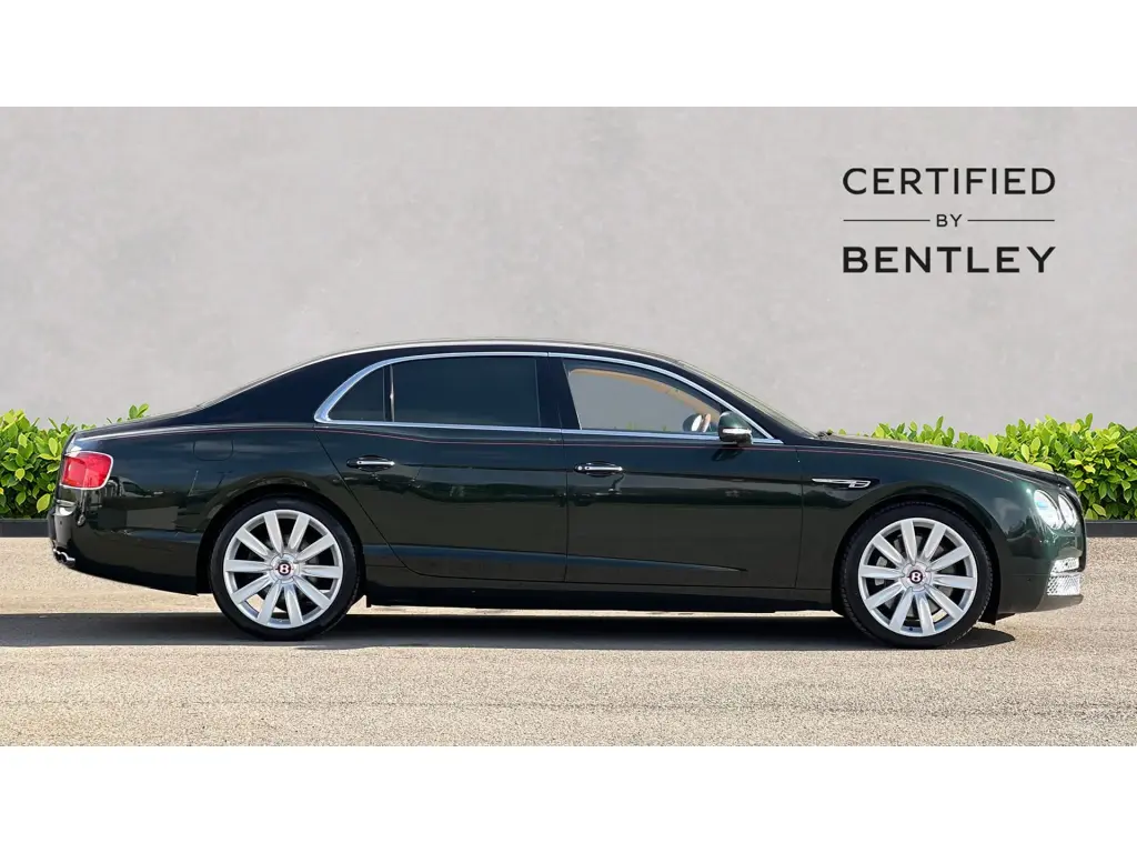Gebraucht 2017 Bentley Flying Spur V8 Beluga over Cumbrian Green ...