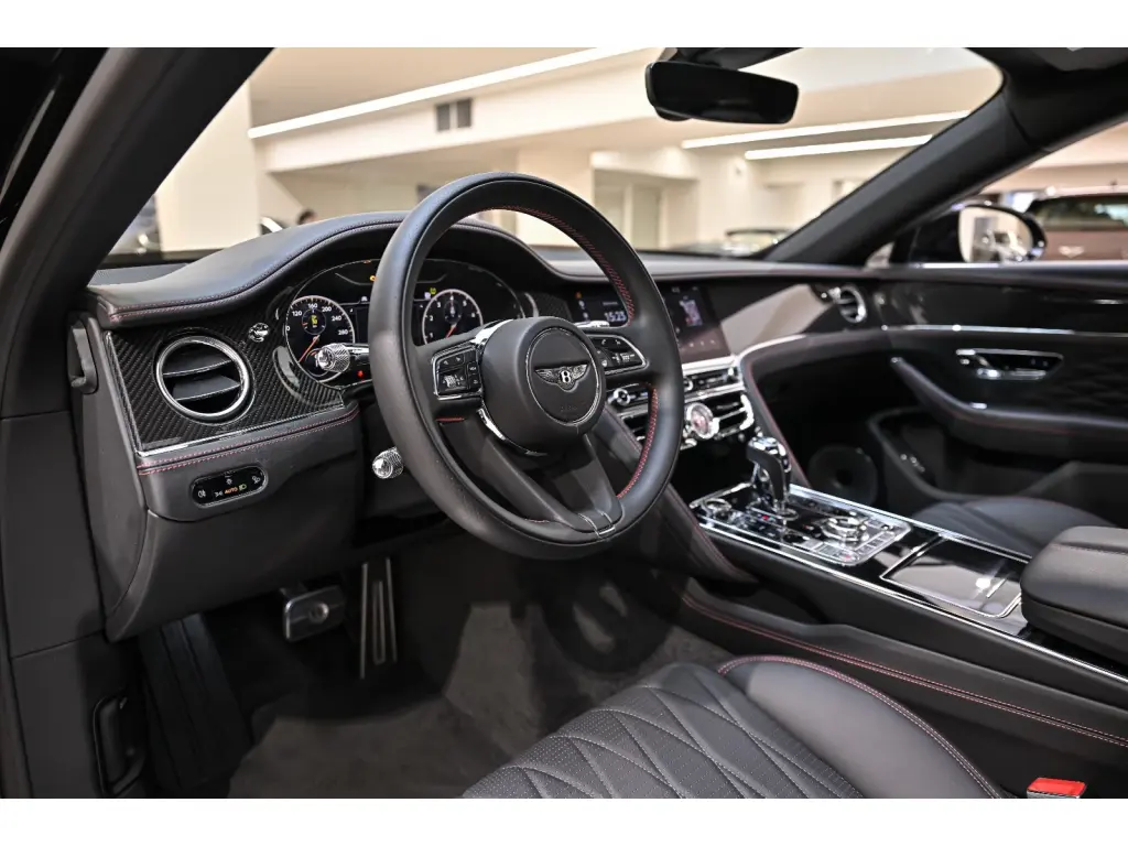 Image for 2021 Flying Spur V8 at position 2