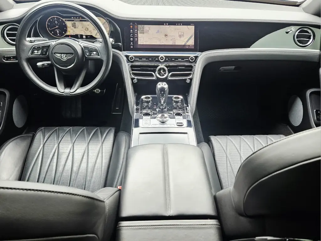 Image for 2022 Flying Spur V8 at position 4