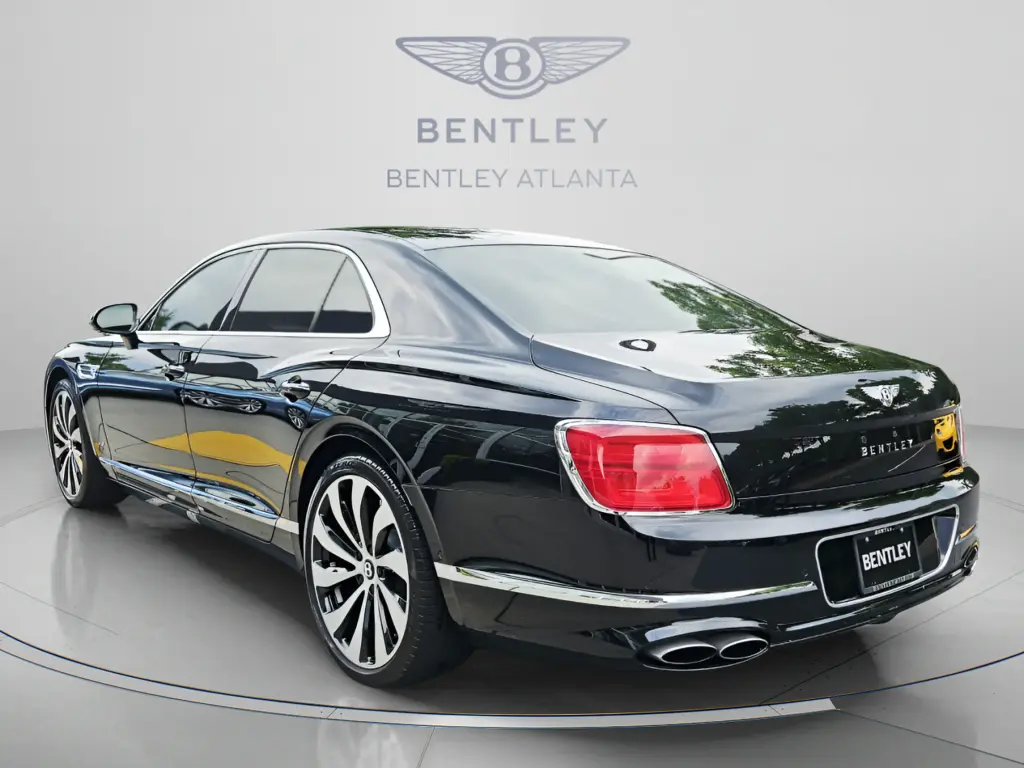 Image for 2022 Flying Spur V8 at position 3