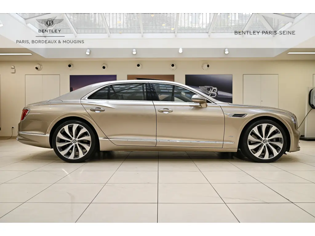 Image for 2022 Flying Spur V8 at position 5
