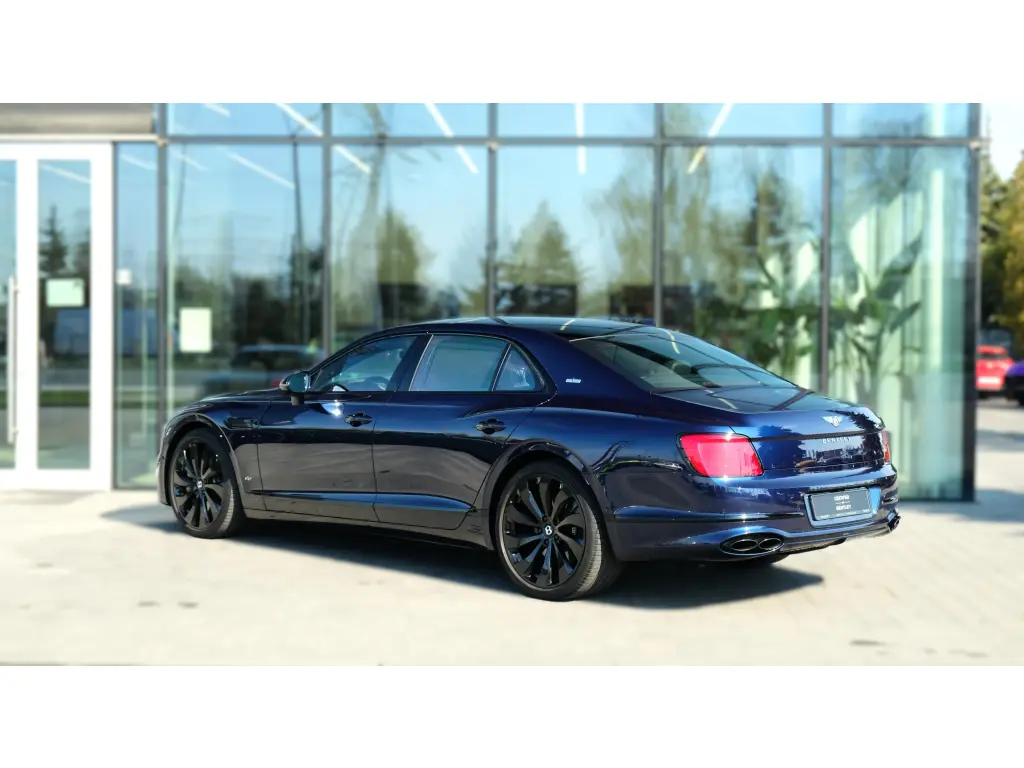 Image for 2022 Flying Spur V8 First Edition at position 3