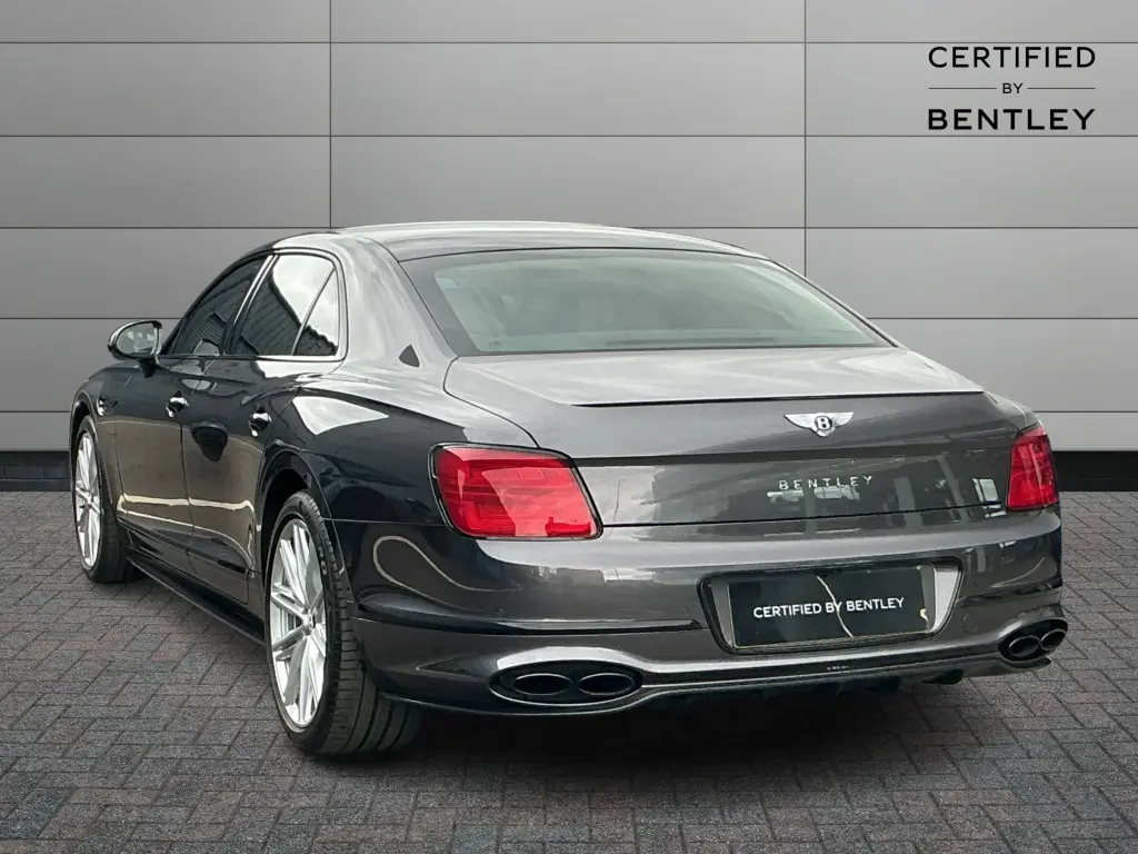 Image for 2023 Flying Spur V8 at position 3