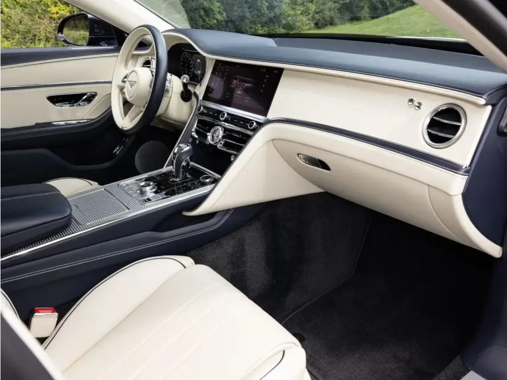 Image for 2024 Flying Spur V8 at position 4