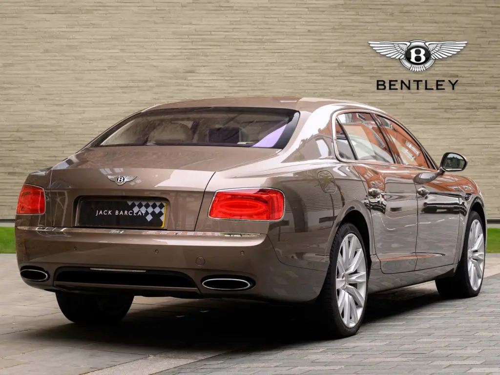 Image for 2016 Flying Spur W12 at position 3
