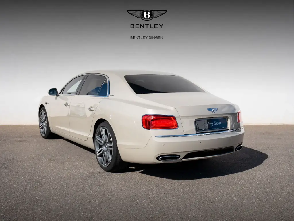 Image for 2016 Flying Spur W12 at position 3