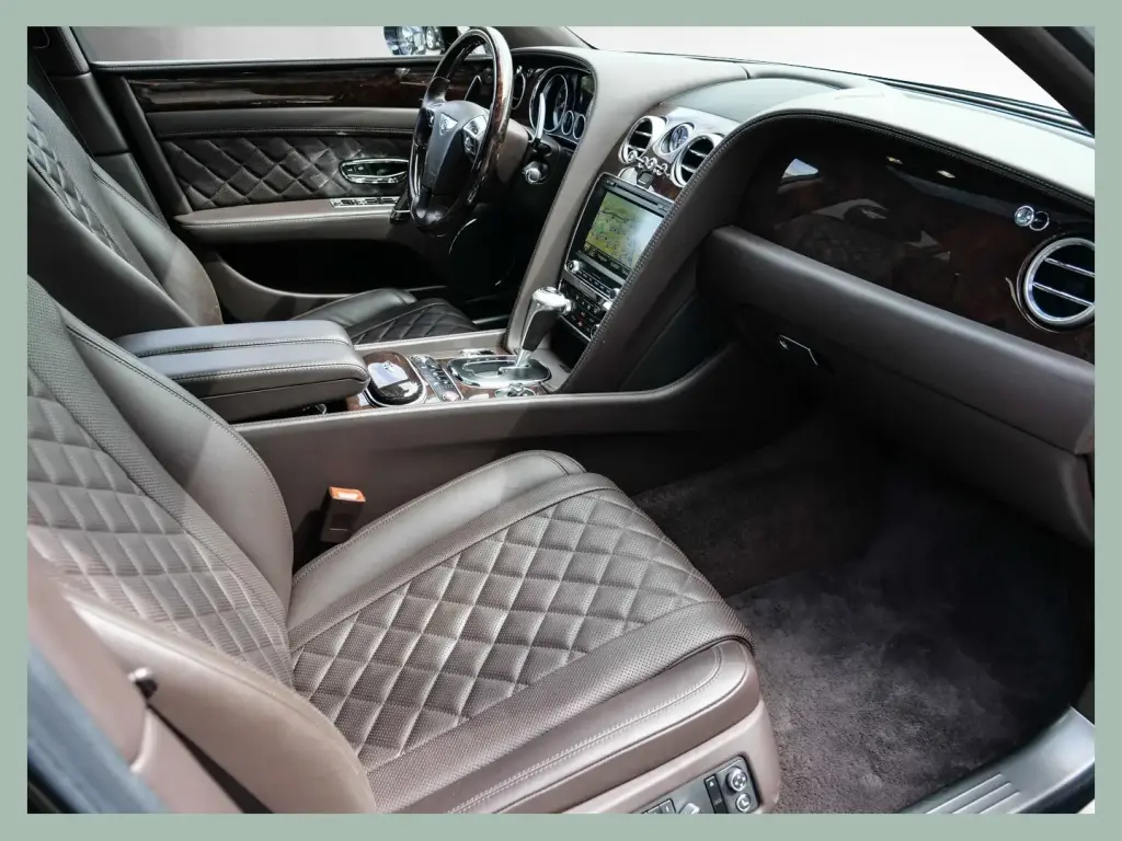 Image for 2017 Flying Spur W12 at position 2