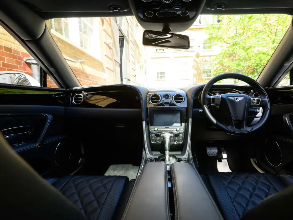 Image for 2017 Flying Spur W12 at position 4