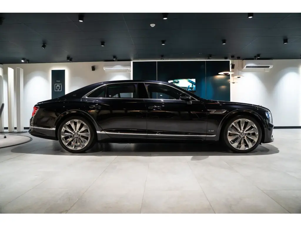 Image for 2020 Flying Spur W12 First Edition at position 5