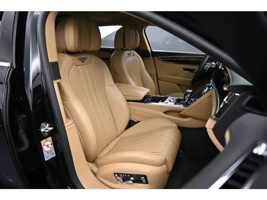 Image for 2020 Flying Spur W12 at position 2