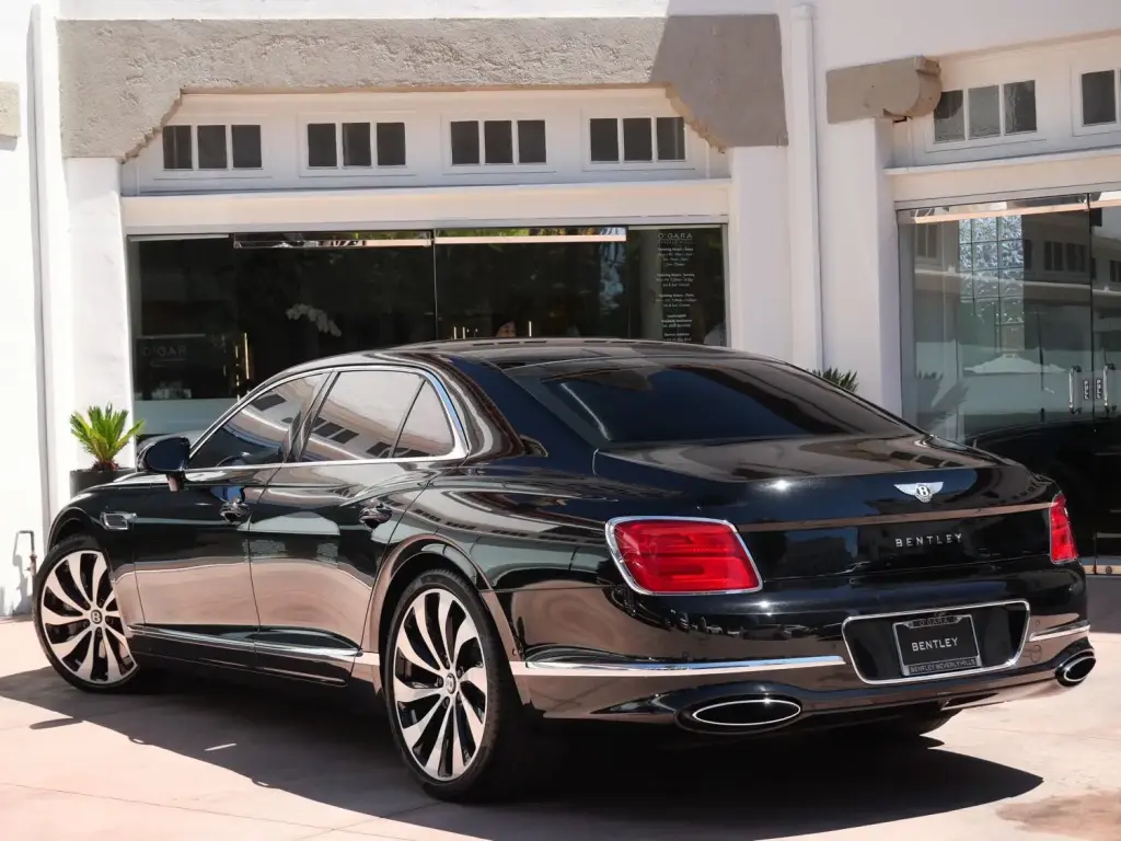 Image for 2022 Flying Spur W12 at position 3