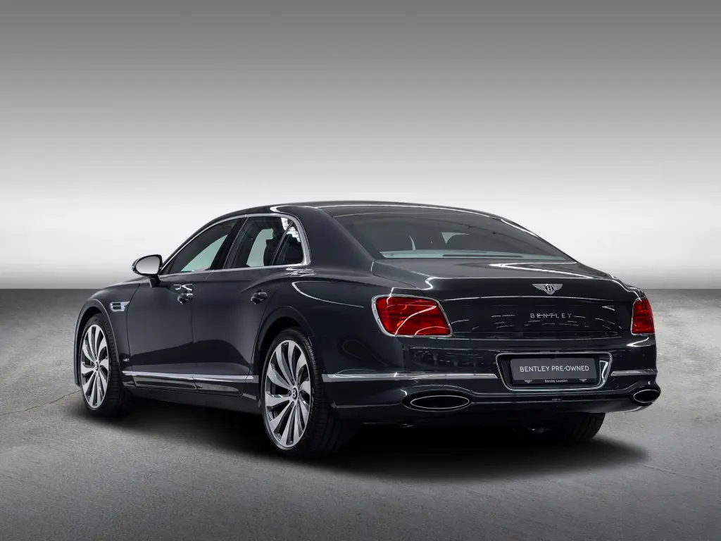 2022 Flying Spur W12 vehicle image