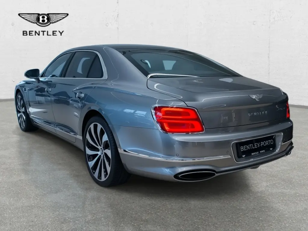 Image for 2022 Flying Spur W12 at position 3